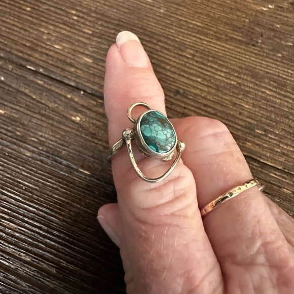 Sterling silver turquoise dainty ring - Picture 11 of 13